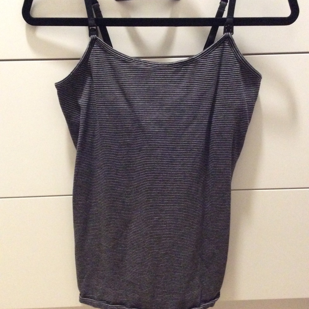 3 Motherhood maternity tanks